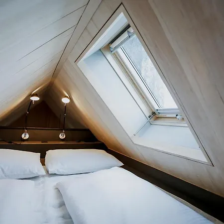 August Dachgeschosswohnung Im Jüdischen Viertel * Hohenems