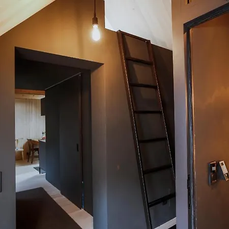 דירה August Dachgeschosswohnung Im Juedischen Viertel