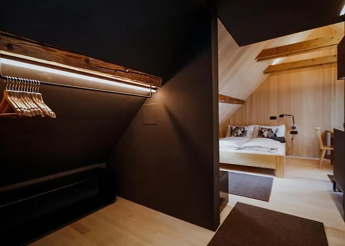 August Dachgeschosswohnung Im Juedischen Viertel Appartement Hohenems